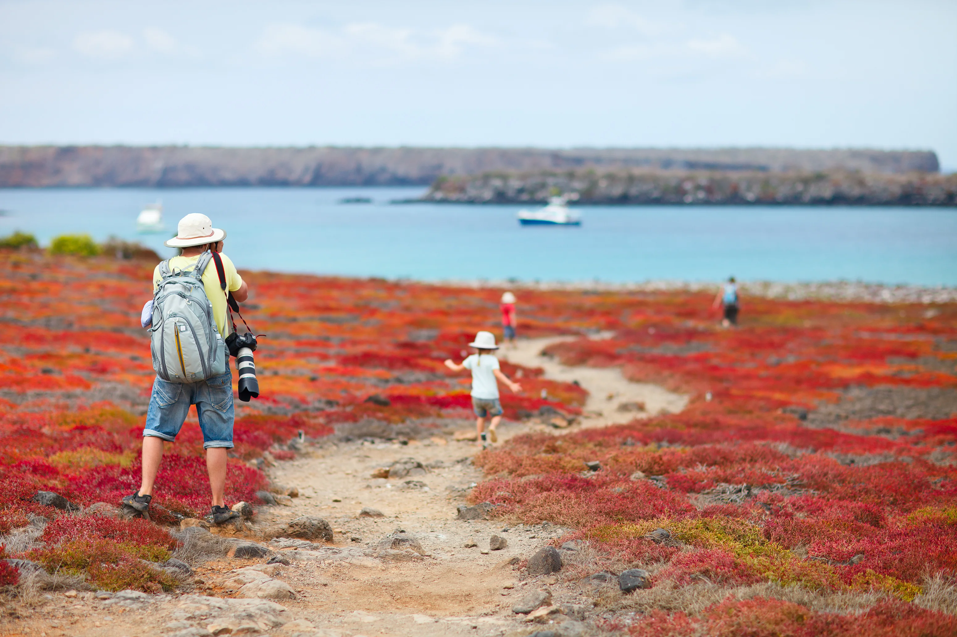12 Day - Galapagos 360 Tour "A" - IDEAL