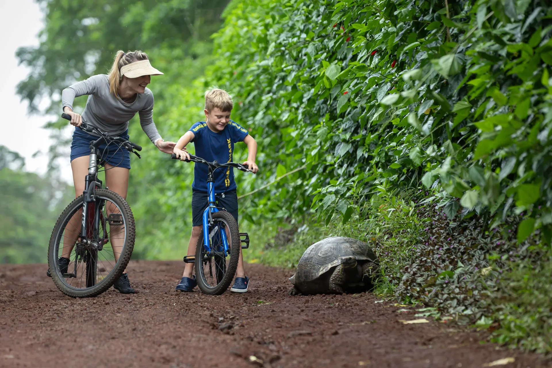 7 Day - "Galapagos Wisdom" Tour - ESSENTIAL