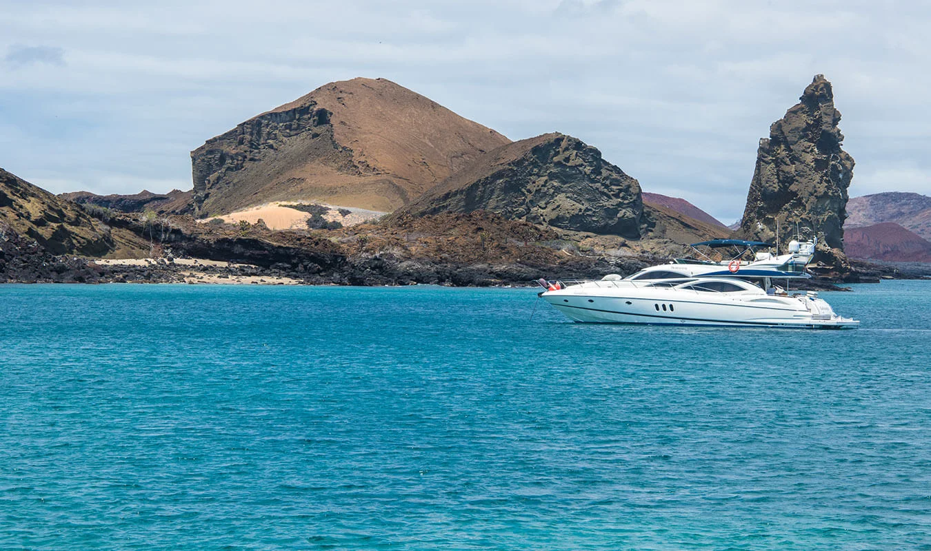 Superior Galapagos Island Hopping